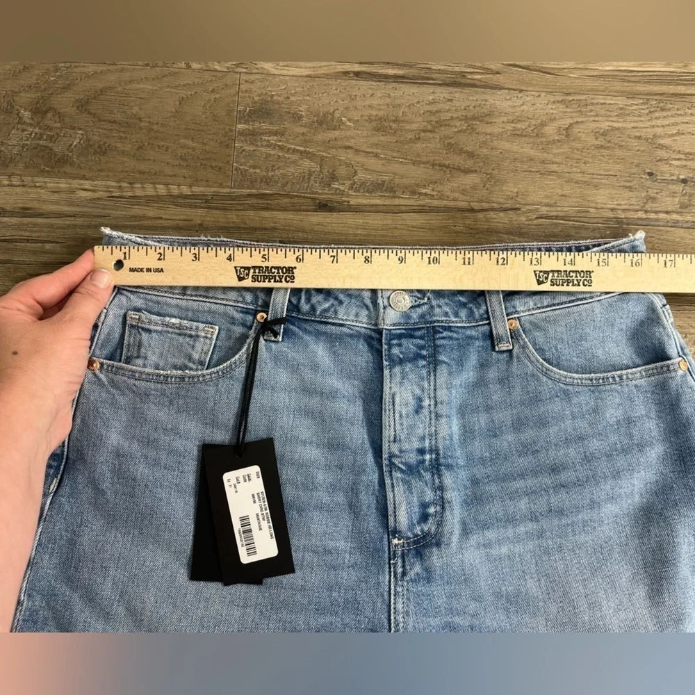 NWT PAIGE Robbie High Rise Slim Bermuda Short